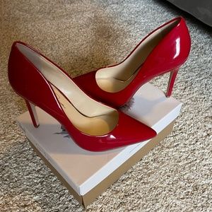 Jessica Simpson heels
